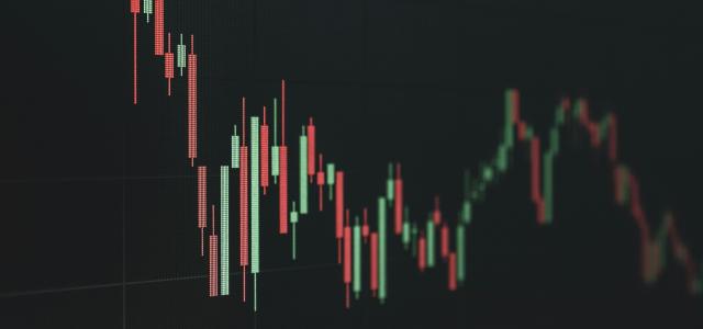 Stock market chart shows a declining trend. by Arturo Añez courtesy of Unsplash.